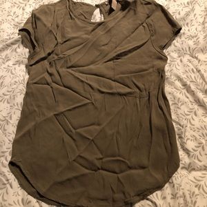 Forever 21 size S olive Green blouse